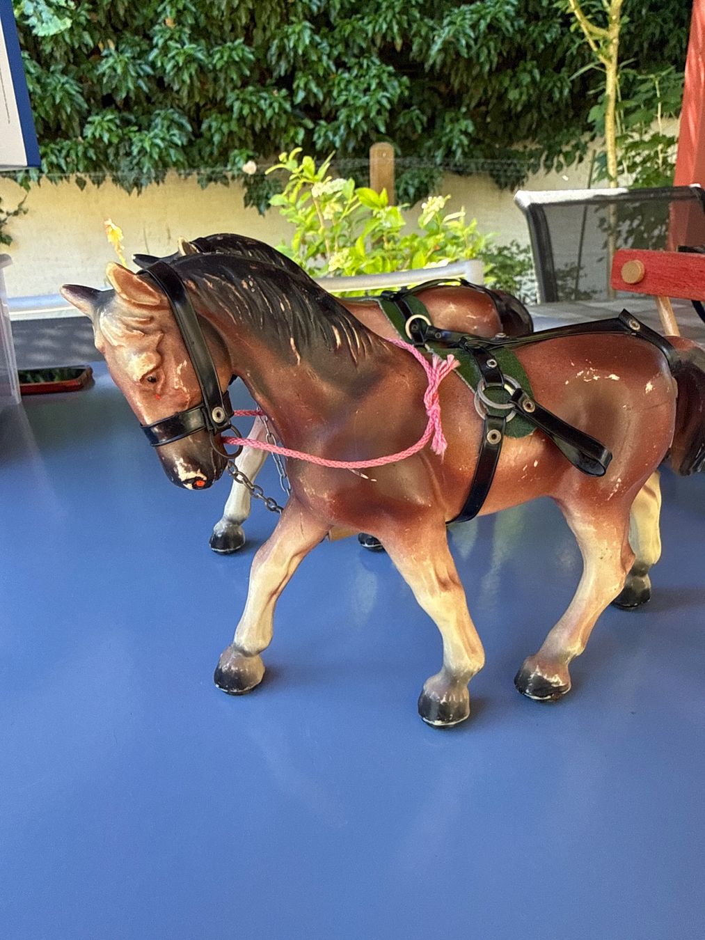 Spielzeuge: Antikes Pferdchen-Gespann mit Holz-Karren – Gebraucht aus Allschwil von meeresperle 4