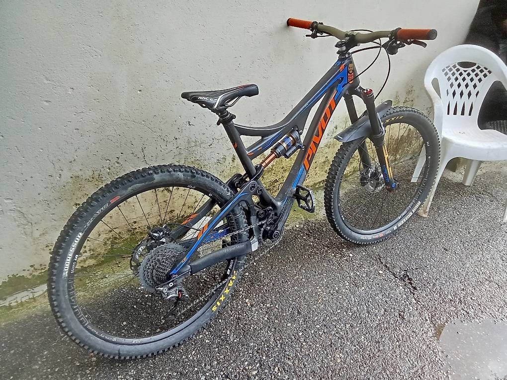 Velos: Pivot Firebird mountain bike enduro-downhill – Gebraucht aus Massagno von arr_7gcr 1