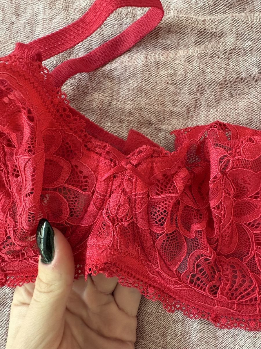 Triumph Altra biancheria intima: Soutien-gorge rouge Triumph 80C – Usato da Vésenaz venduto da ilomd 2