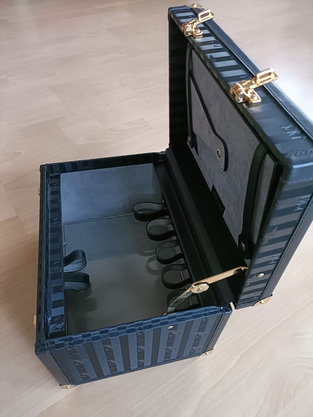 Maison Mollerus Valigie: Maison Mollerus Suitcase, Vintage, Black Leather – Usato da Wädenswil venduto da SwissCapriz 5