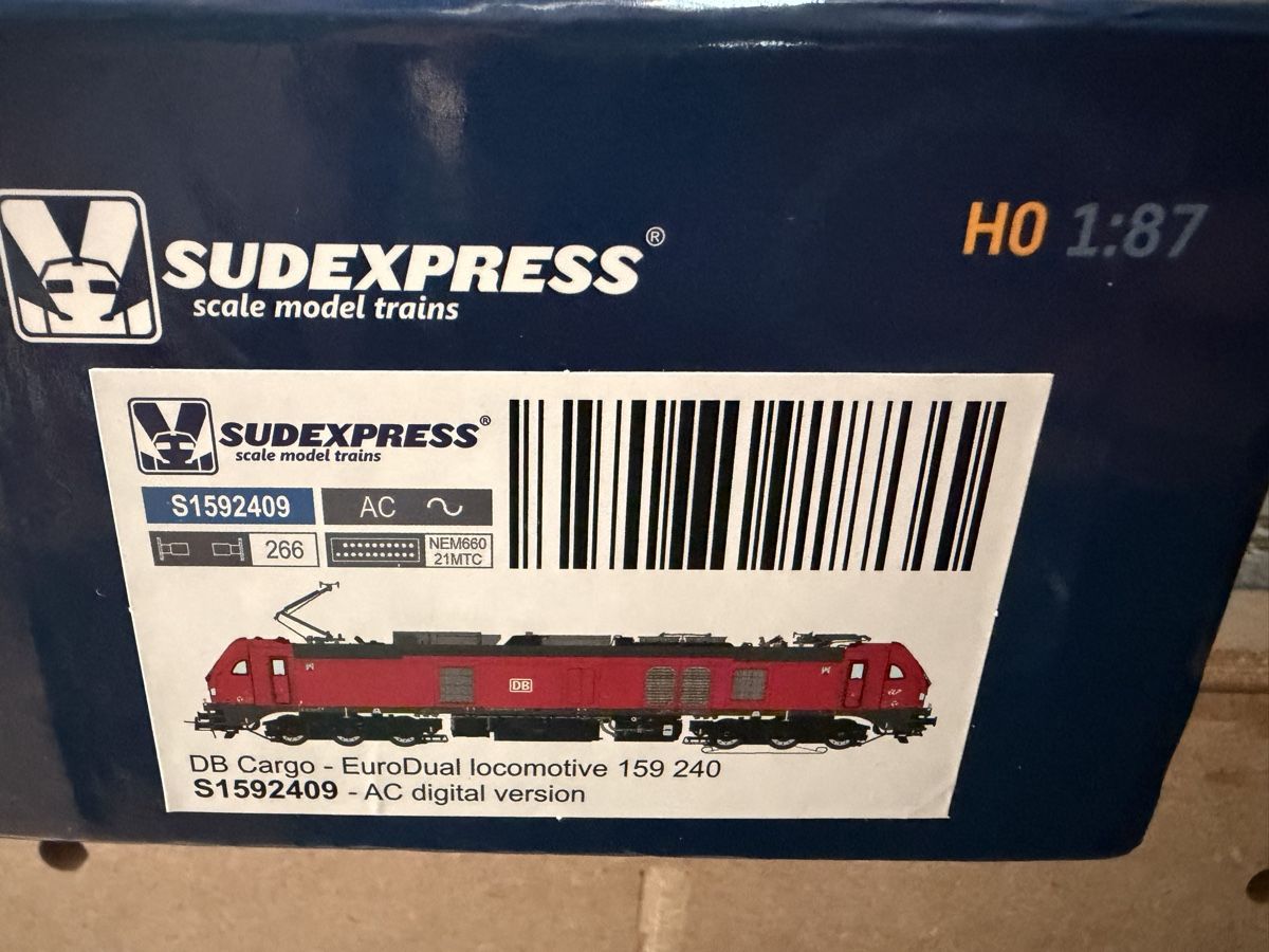 Modellini di ferrovie: Sudexpress Euro dual Br 159 DB AC digital  – Nuovo (secondo la descrizione) da Bercher venduto da Dispo0 8
