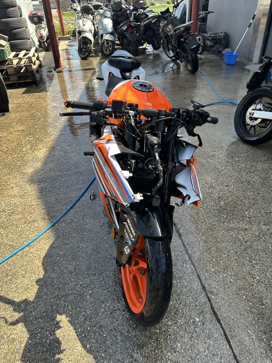 KTM Route: KTM RC 125 – Défectueux à Treycovagnes par Campingcar65