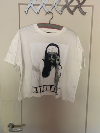 T-Shirt Damen Weiss Aaliyah Print Grösse L guter Zustand