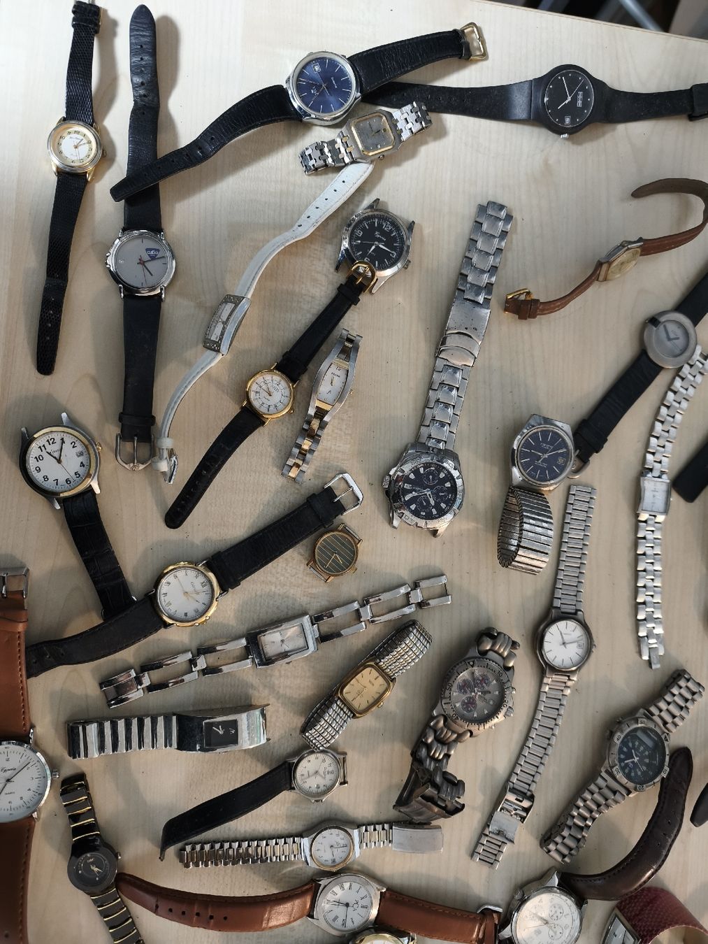 Uhren: Armbanduhr  – Gebraucht aus Kreuzlingen von dad_9x7b 2