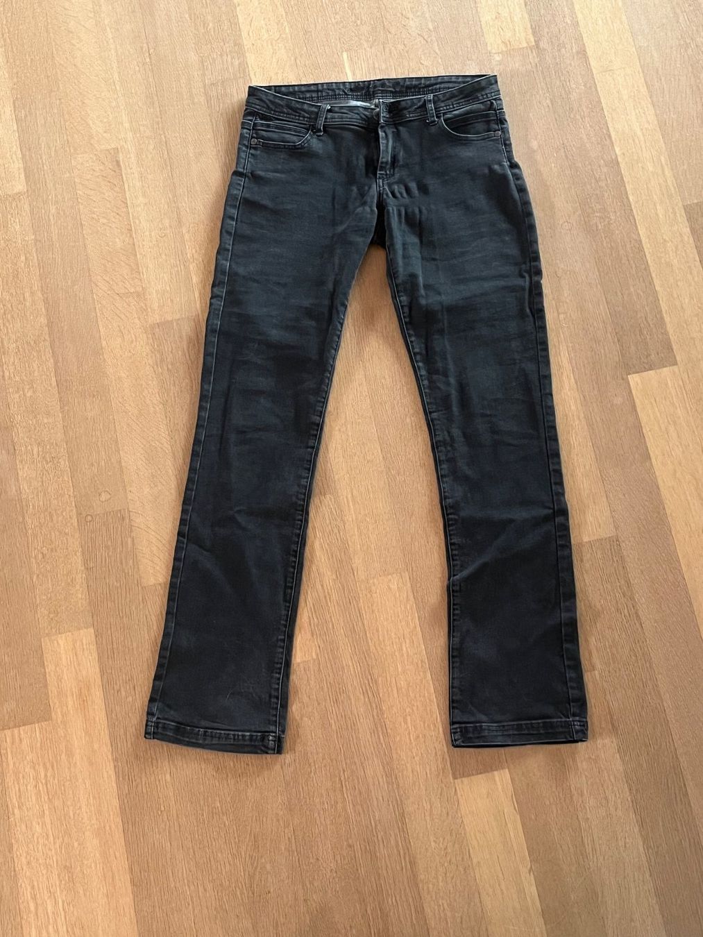 Jeans: Reitjeans Damen schwarz – Gebraucht aus Laupen BE von lee_ym6v