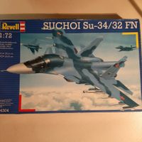 2094 ... Suchoi SU-34/32 FN + Äzteilset ... Revell 04304