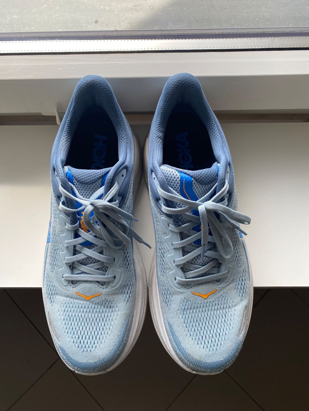 Scarpe da uomo: Hoka Jogging Schuhe Model Bondi 9 – Usato da zürich venduto da lauder02 1
