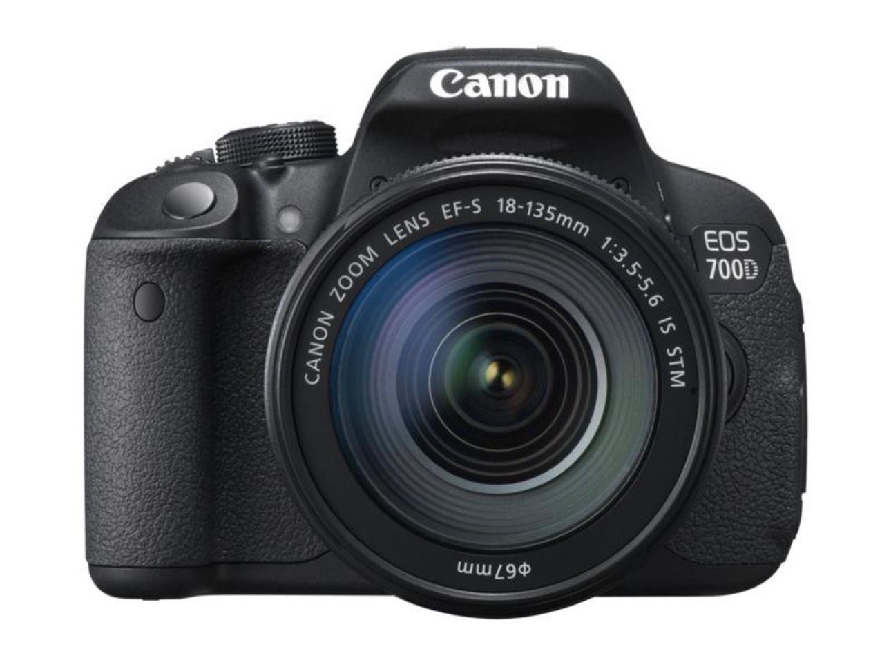 Canon Fotocamera: Canon EOS 700D, 18-135 mm IS STM Kit – Usato da Dörflingen venduto da Benz63 2