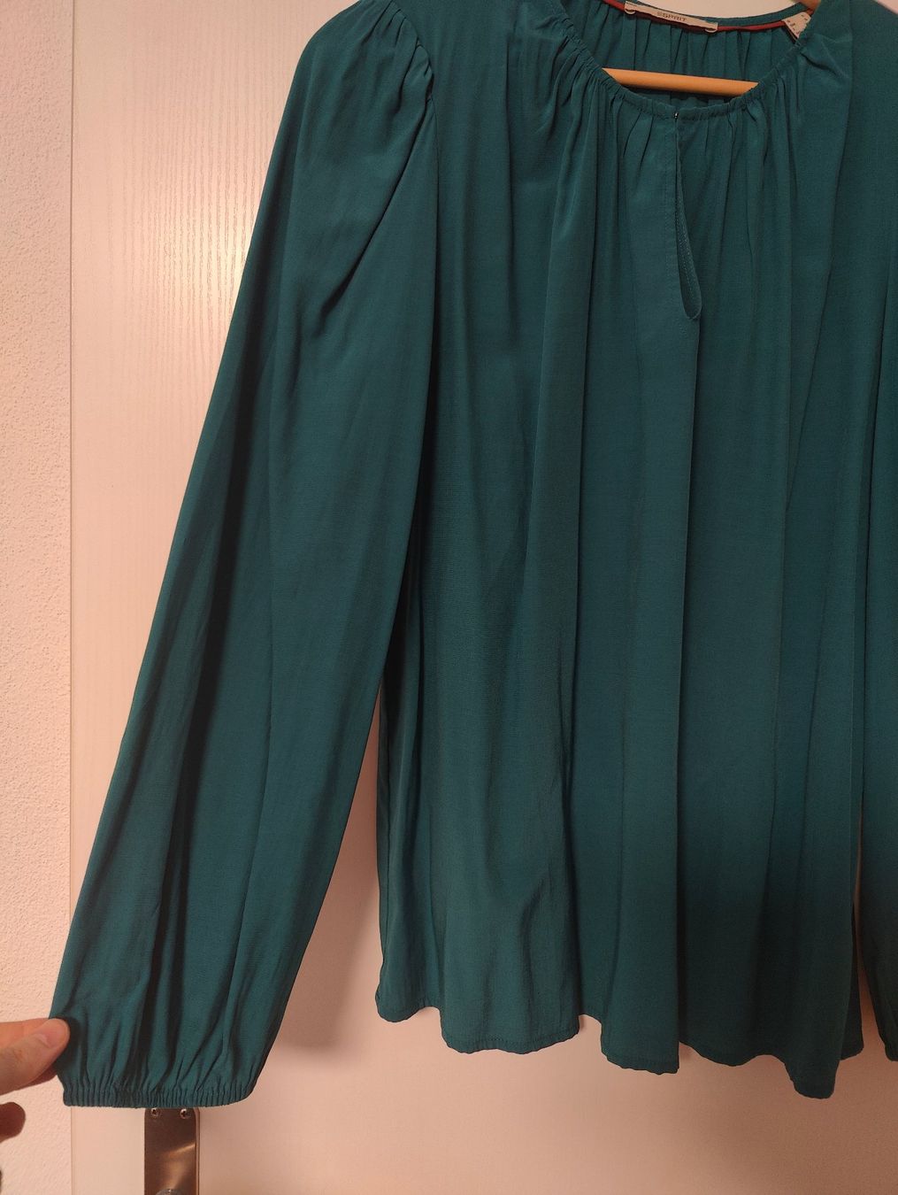 Esprit Camicette: Langarmbluse von ESPRIT – Usato da Jona venduto da Curtis90 2