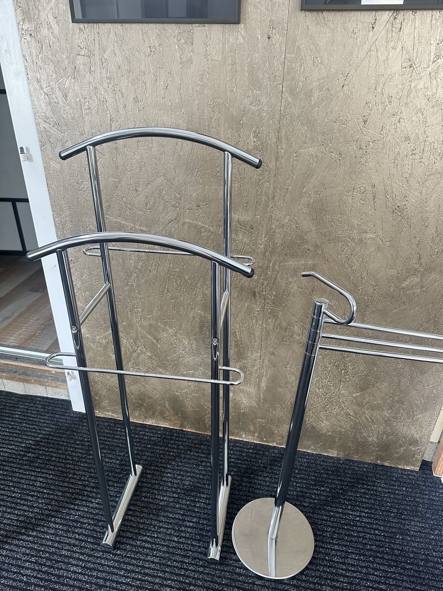 Sonstige Dekorationen & Accessoires: 2 Kleiderhänger – Gebraucht aus Uster von bek_v2ct 9