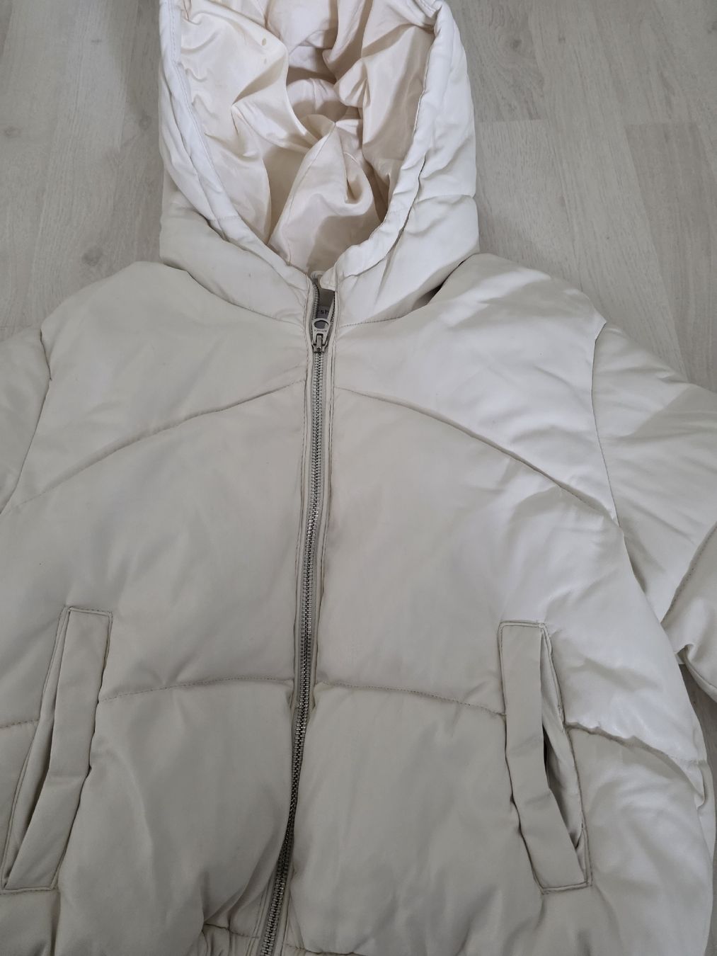 Giacche & Cappotti: Mädchen Kunstleder Winterjacke. Gr. 146-152 – Usato da Schöftland venduto da Aktion56 2