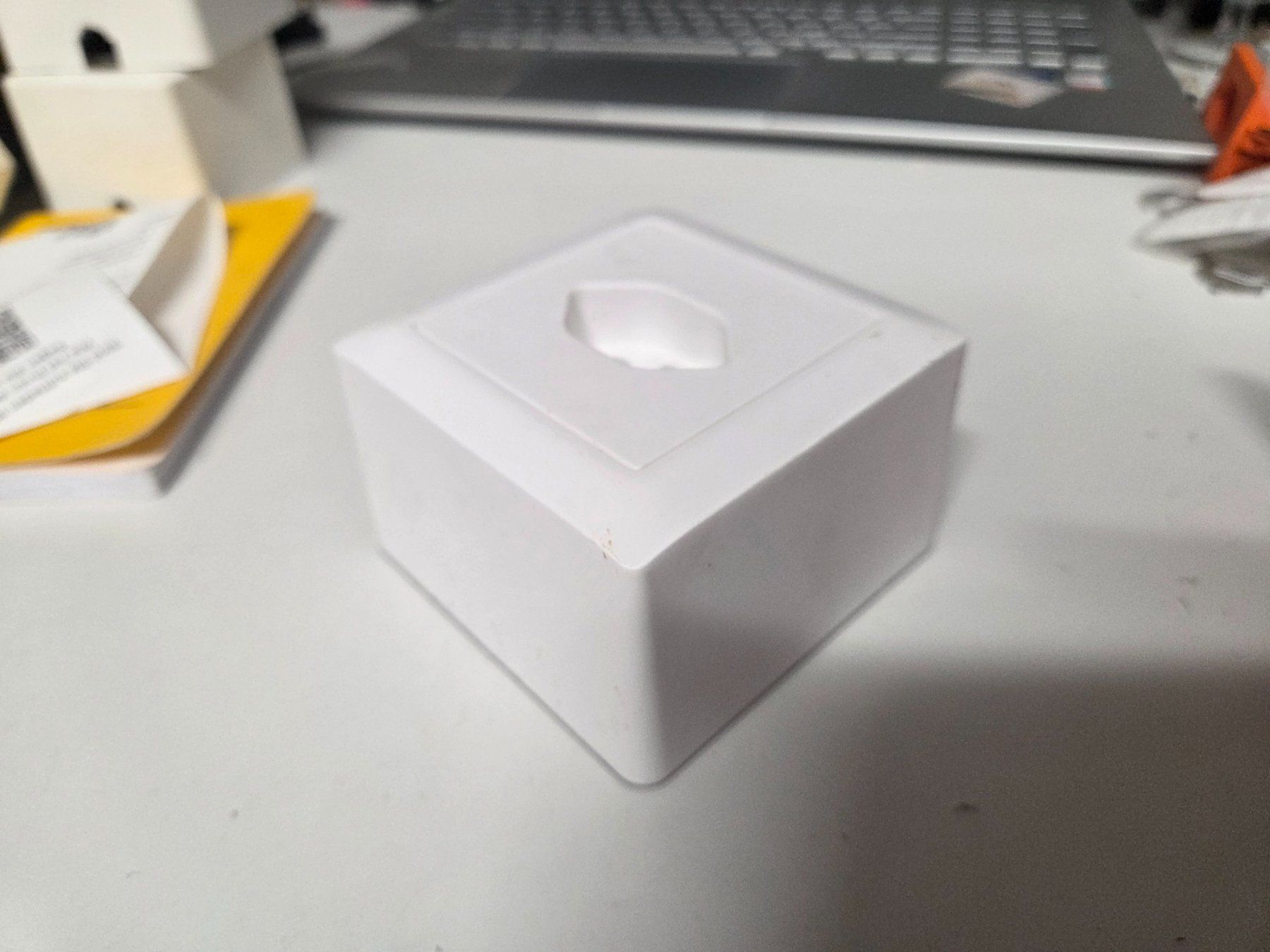Hager Spine: AP Steckdose T23 Hager Typ23 weiss – Usato da Zürich venduto da Alibaba1234 1