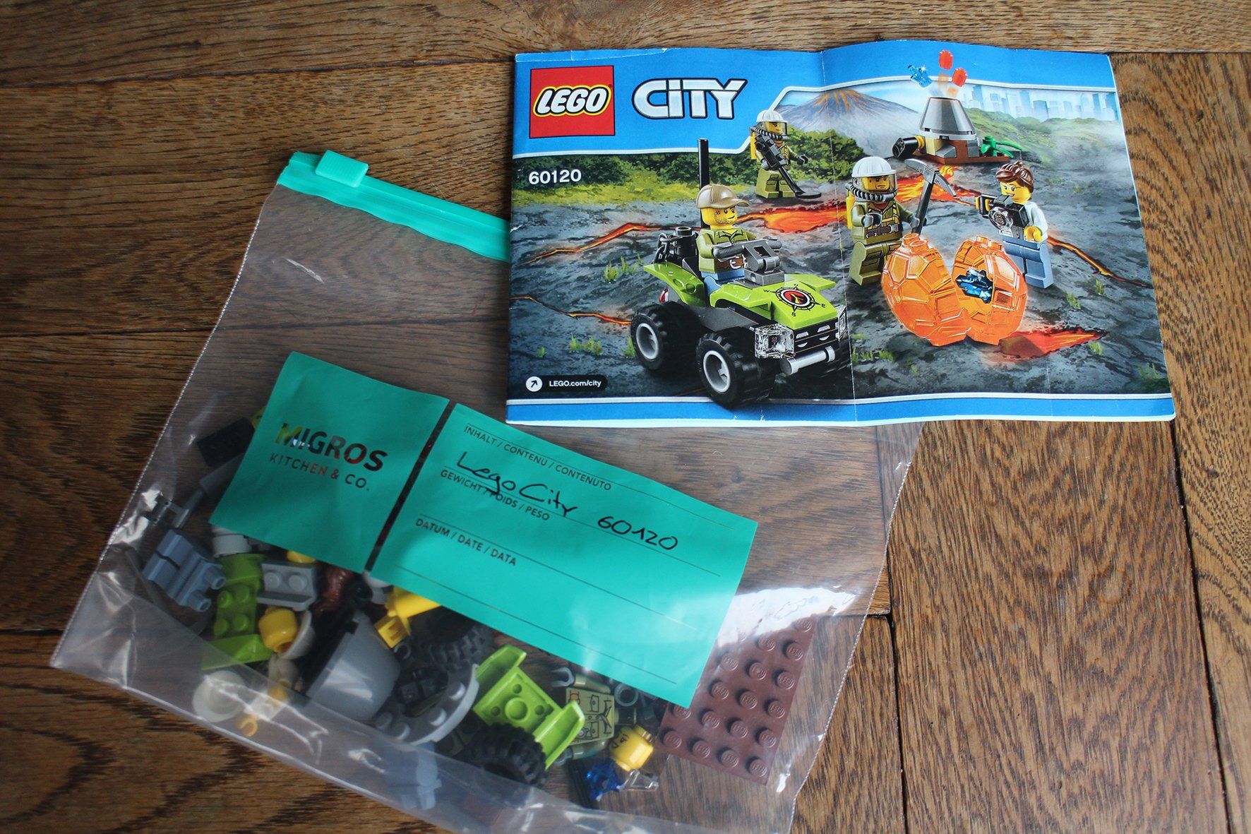 Lego Kit di costruzioni: LEGO City 60120 / Vulkan Starter-Set – Usato da Männedorf venduto da Alpen-Anemone 2
