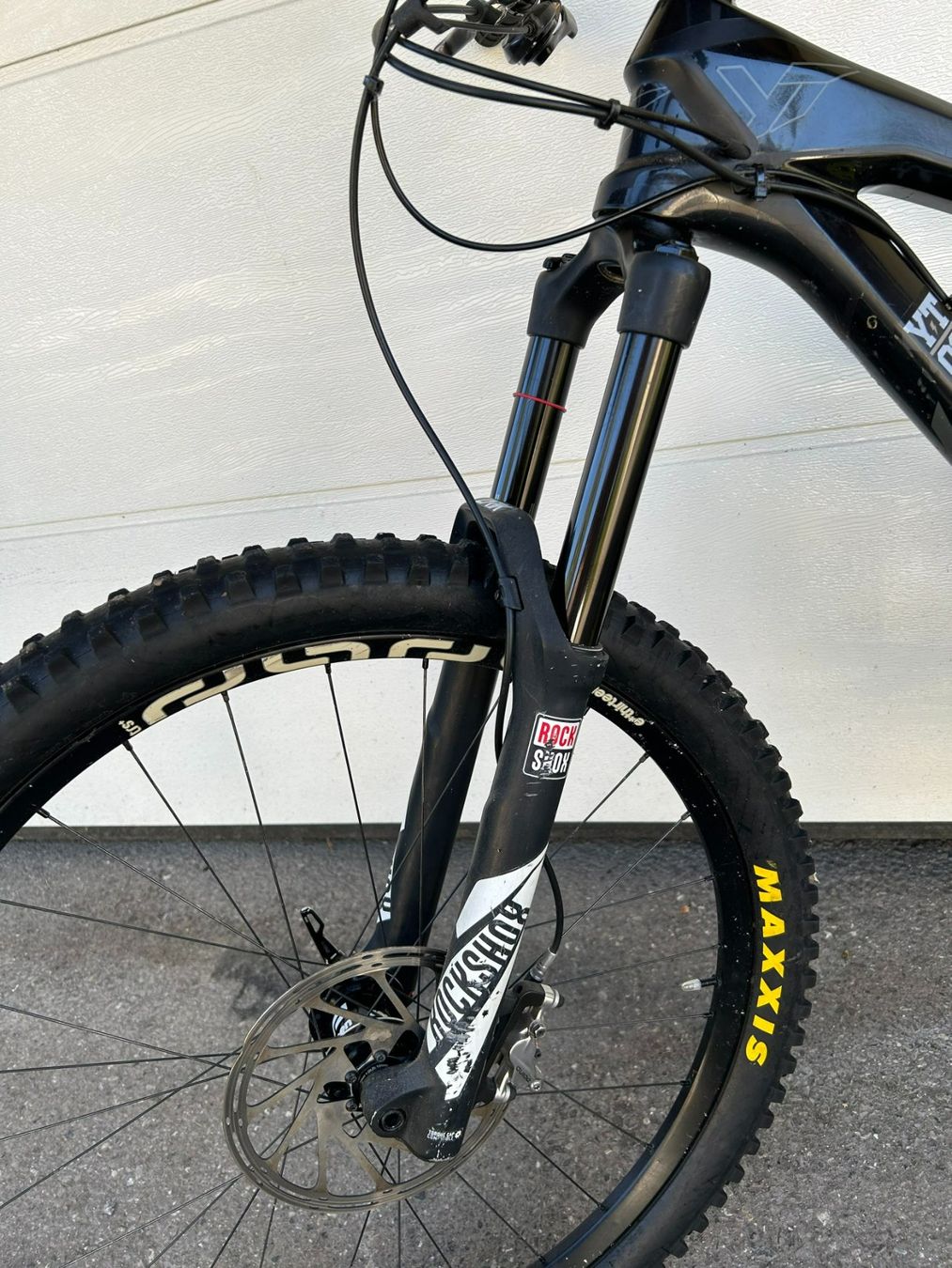 YT Velos: Mountainbike YT  Capra fully, Grösse L – Gebraucht aus Pont-la-Ville von grosidi 2