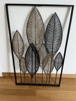 Schöne Wanddekoration aus Metall mit Blätterdesign!