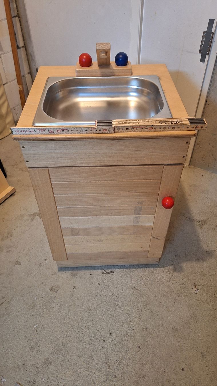 Giocattoli: Spielküche aus Holz – Usato da Höri venduto da Bernyr 2