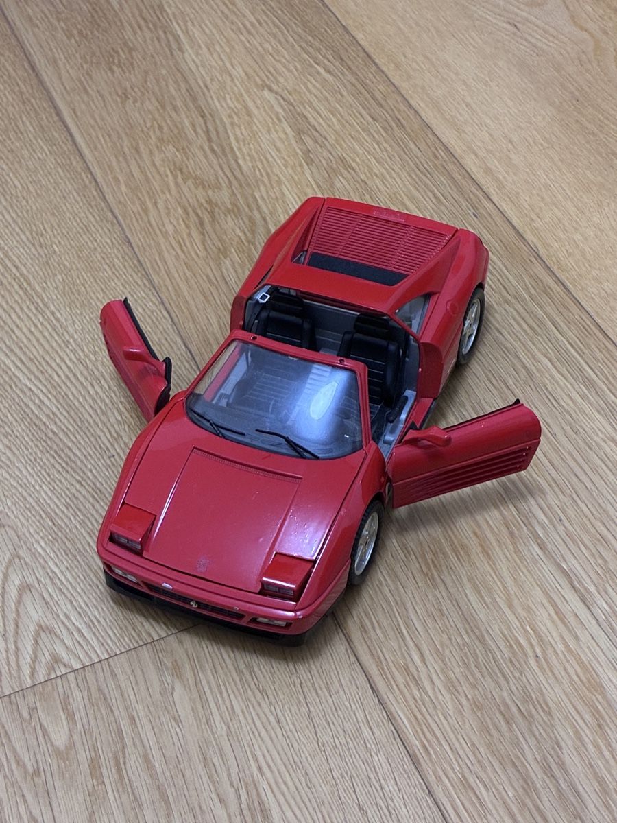 Ferrari Modellini d'auto: Ferrari F355 1:24 – Usato da Montagnola venduto da ciain67