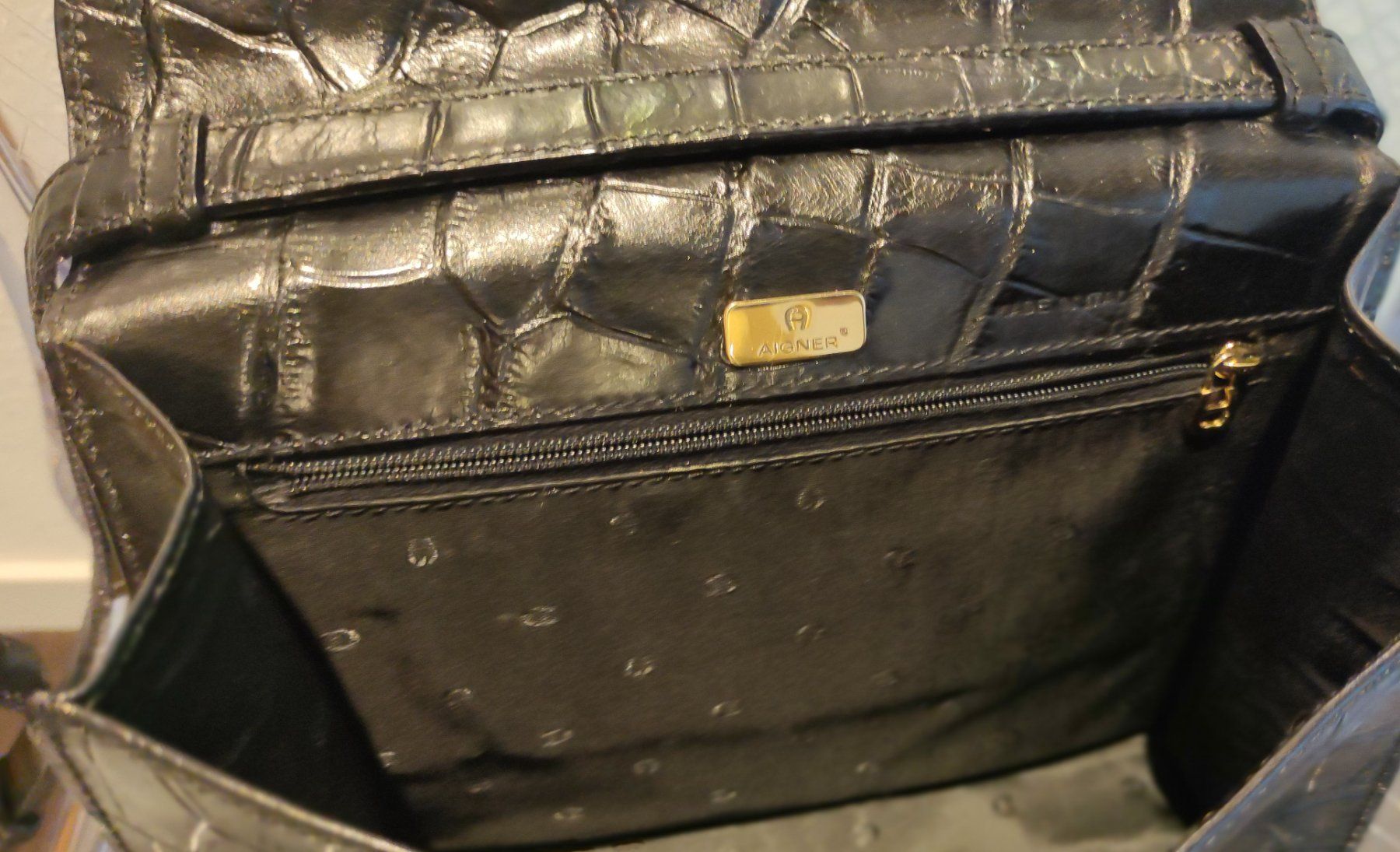 Aigner Borse da donna: Aigner bag – Usato da Zug venduto da LindaManga 7