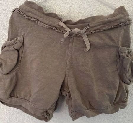 Kurze Hose NOA NOA miniature 128/8Y gute Zustand