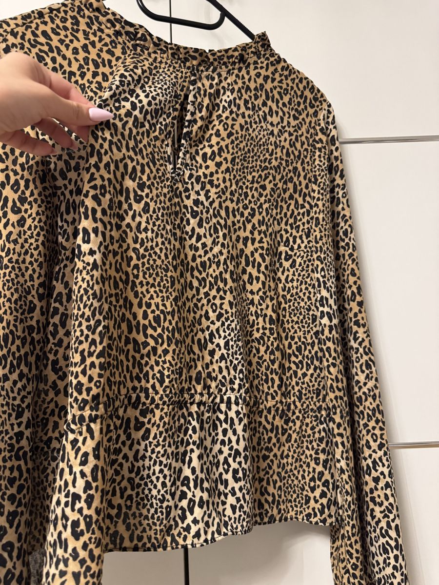 H&M Camicette: Schicke Bluse mit Leopardenmuster, Grösse 40  – Usato da Frauenfeld venduto da Sarafvic 2