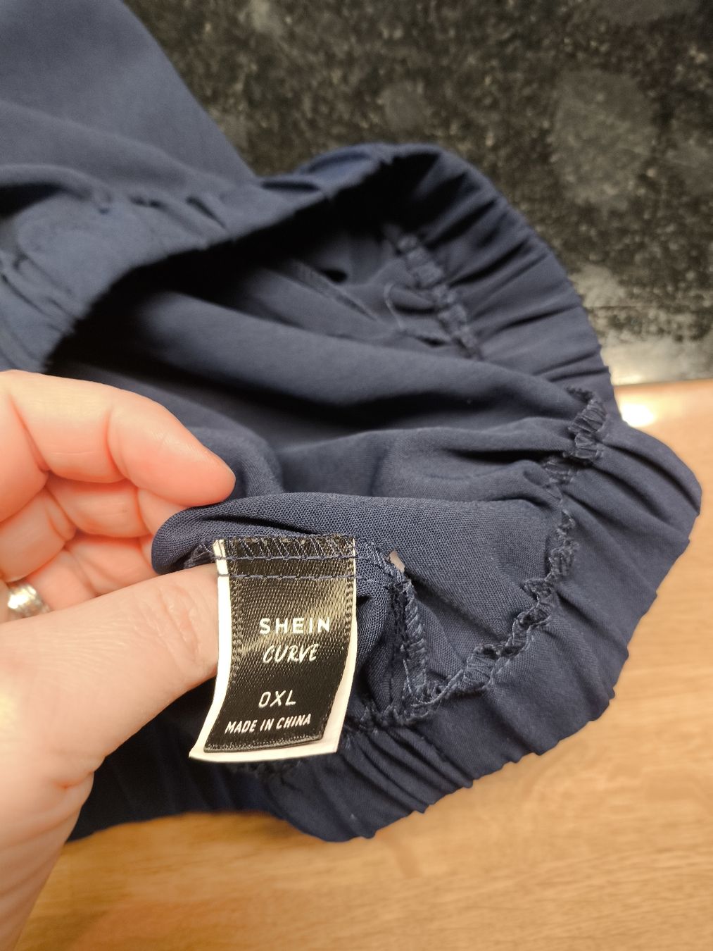 Shein Pantaloni: 3/4 Sommerhose Gr.0XL / Gr.46 – Usato da Burgdorf venduto da Ropajesi 5