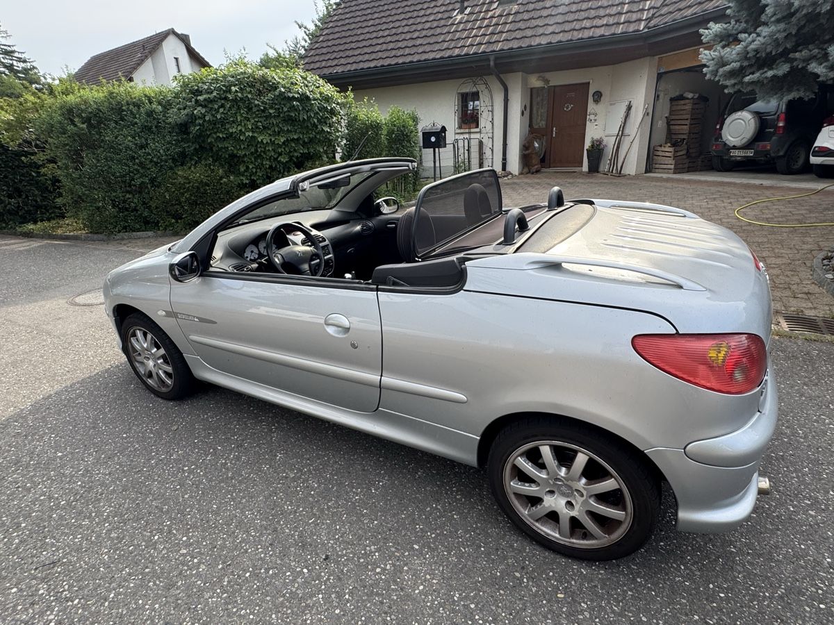 Peugeot Automobili: Peugeot 206 CC Cabriolet 2.0l 136PS – Usato da Leuggern venduto da Darwin016 3