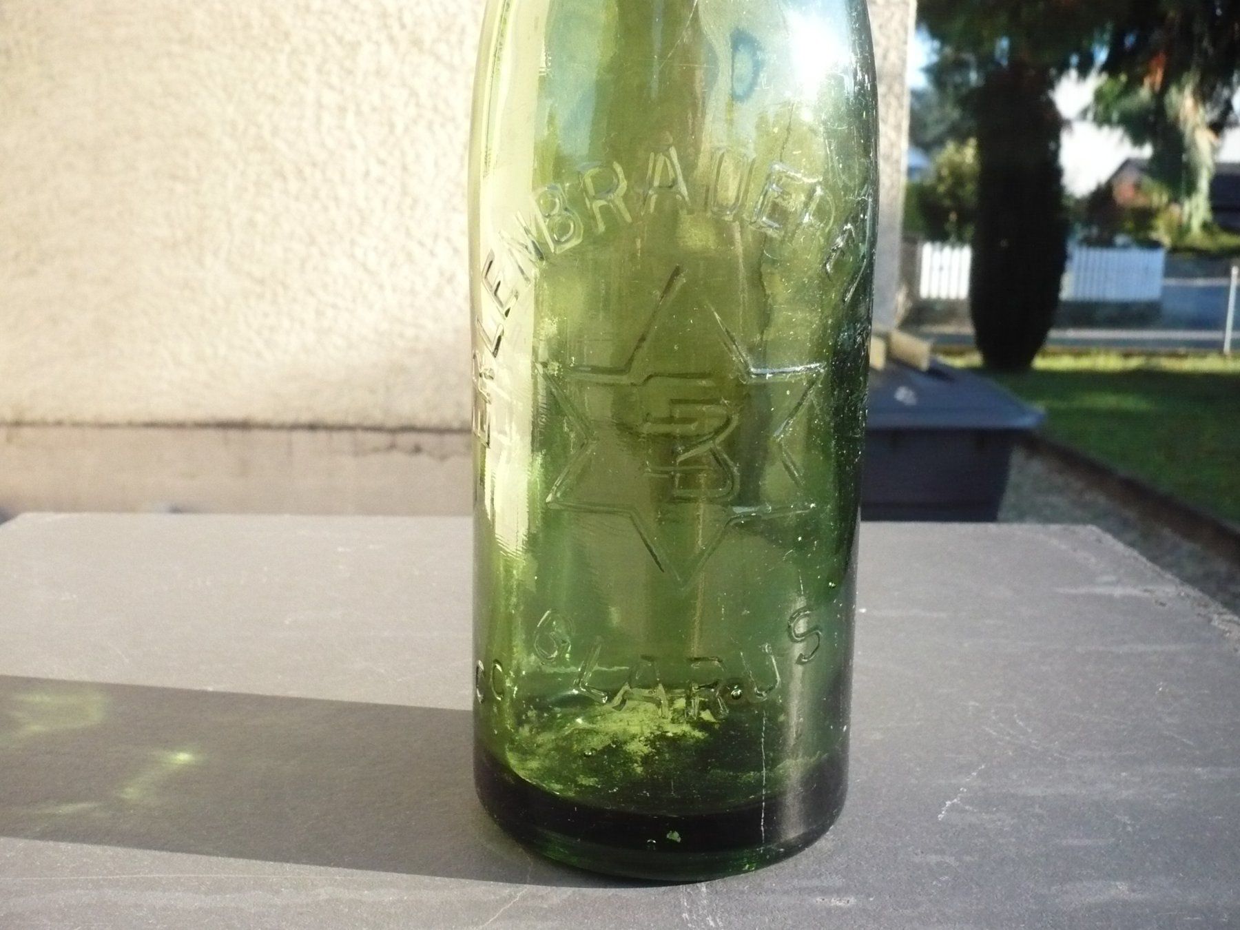 Verres, cruches & bouteilles: Bierflasche ERLENBRAUEREI AG GLARUS – D'occasion à Biberist par Urmel 1