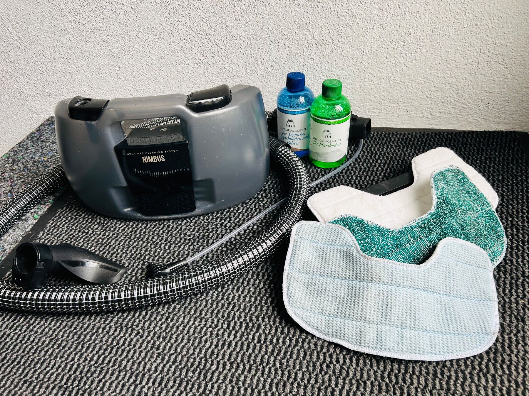Hyla Aspirapolveri & Accessori: Hyla Wasser-Luftstaubsauger – Nuovo (secondo la descrizione) da erlinsbach venduto da Mokka0 4