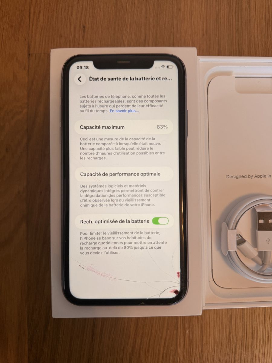 Apple Telefoni cellulari / Smartphones: iPhone 11 128 Go violet avec accessoires des 1.- – Difettoso da Lausanne venduto da Piko-piko 2