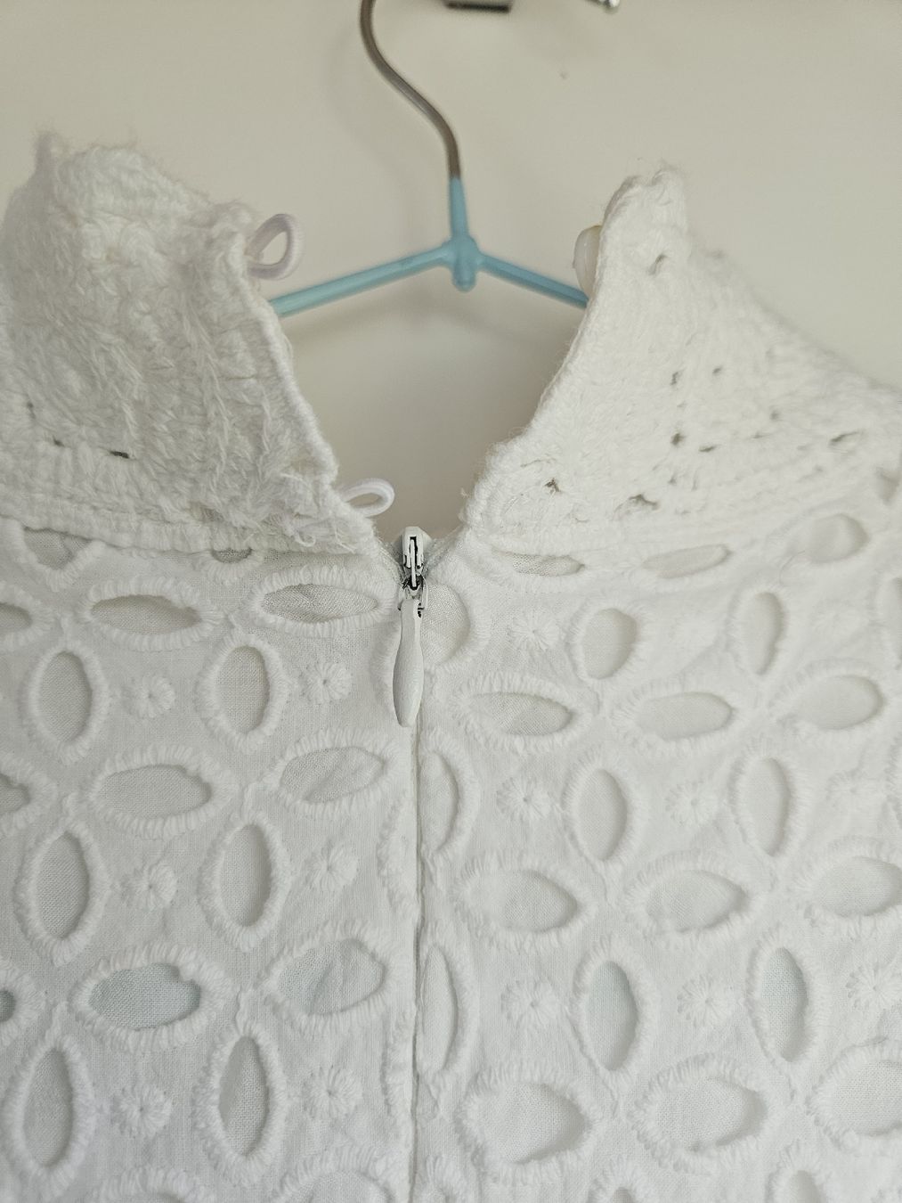 Zara Kleider: Zara Kleid Weiss Spitze Blumen – Gebraucht aus Ebikon von SecondChance_byM 2