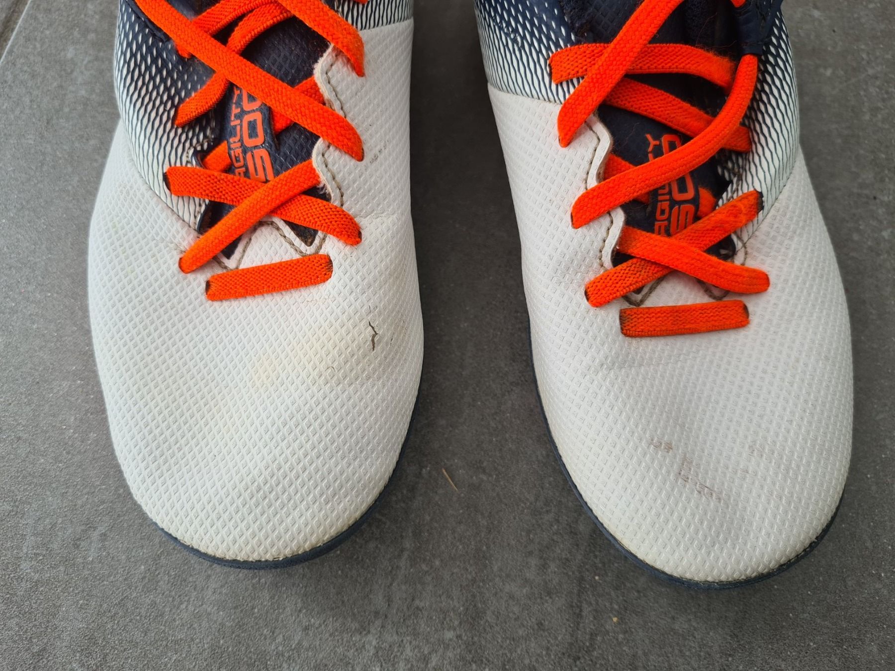Scarpe per ragazzi: Fussballschuhe Kipsta Gr.33 – Usato da Mezzovico venduto da maemy 1