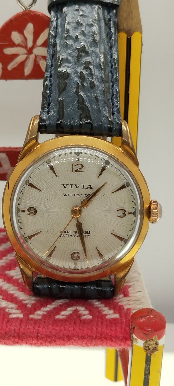 Orologi: Montre vivia – Usato da La Chaux-de-Fonds venduto da jac_9llg