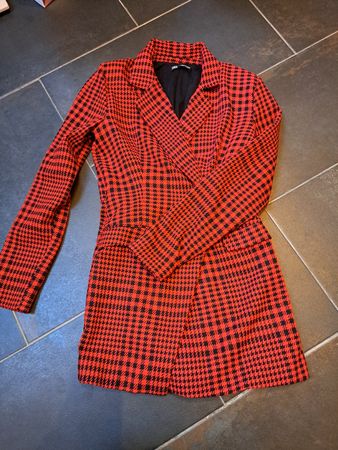 Zara Kleid - Jump Suit, Grösse M, rot-schwarz, Herbst/Winter