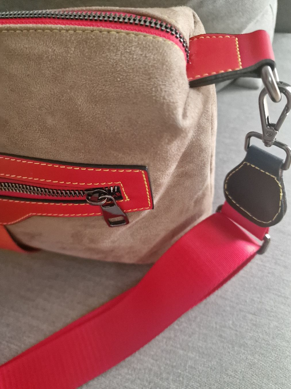 Taschen für Damen: New Crossbody Bag-Vegan material – Neu (gemäss Beschreibung) aus Zürich von yam_rct6 2