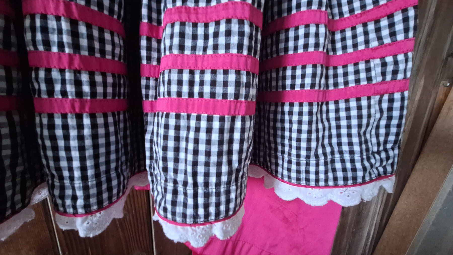 Kleider: Dirndl Kleid mit Schürze – Gebraucht aus Weinfelden von JoeBaer 3