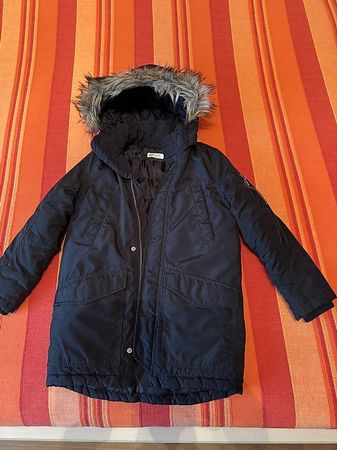 H&M Winterjacke mit Kapuze und Fell