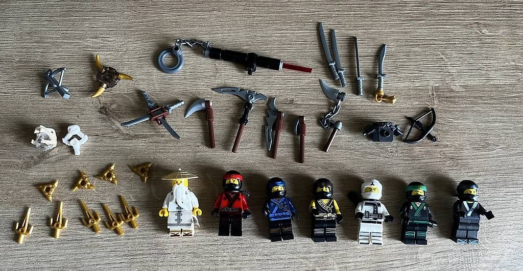 Jouets: Lego Ninjago Figuren – D'occasion à Rheinau par Orcas