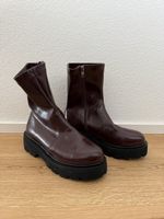 Burgundy Plateau Boots