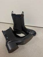 HNM Chelsea Boots black leather used condition