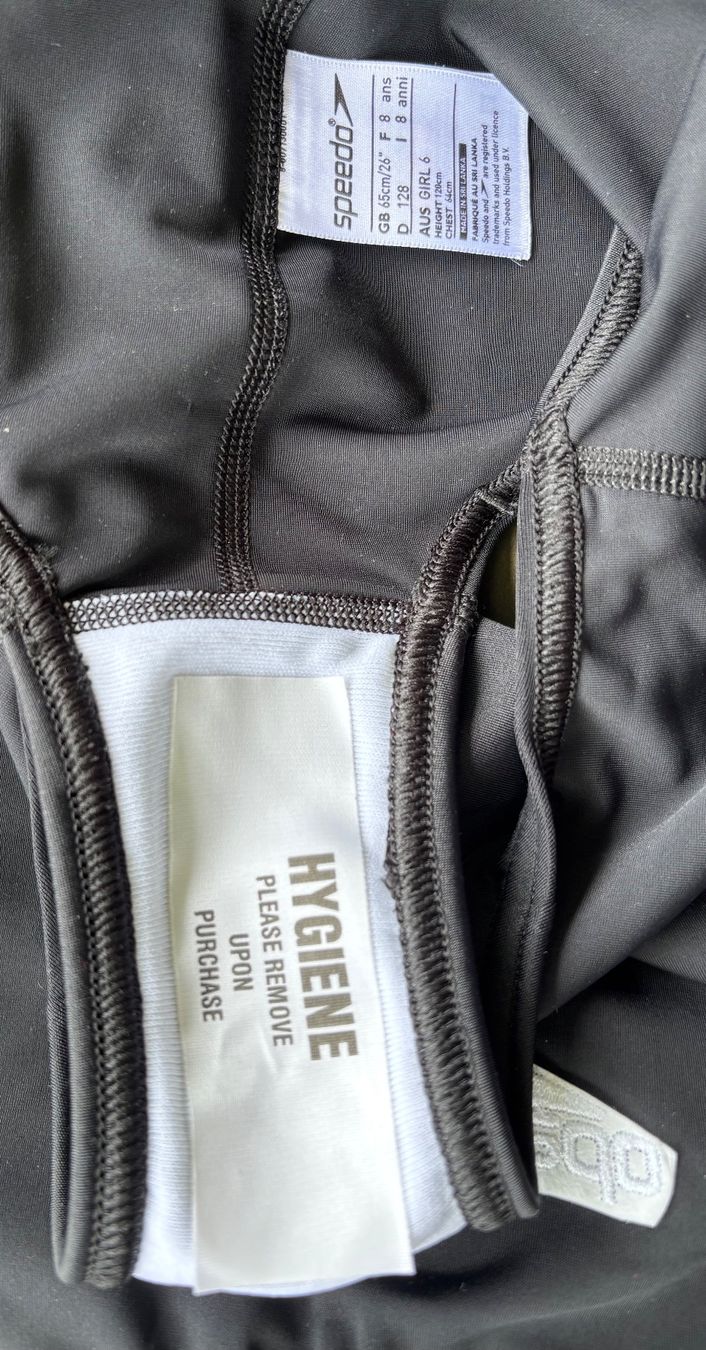 Speedo Costumi da bagno & Bikini: Badekleid Speedo Mädchen, Gr. 128, schwarz mit Logoprint – Nuovo e nell'imballaggio originale da Ebnat-Kappel venduto da Molton 5