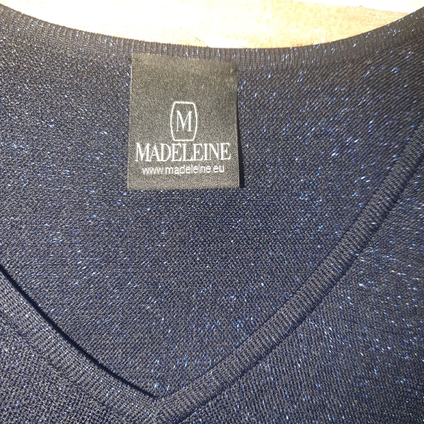 Madeleine Maglioni & Felpe: Madeleine, Glitterpullunder, Gr. 46 – Nuovo (secondo la descrizione) da Frenkendorf venduto da Moon111 2