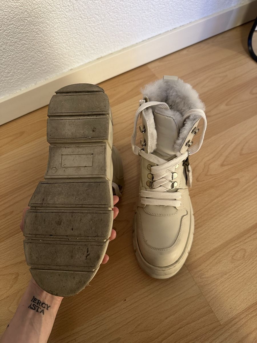 Scarpe da donna: Mis Pepas Winterboots Gr. 38 – Usato da Frauenfeld venduto da vanyllua 5