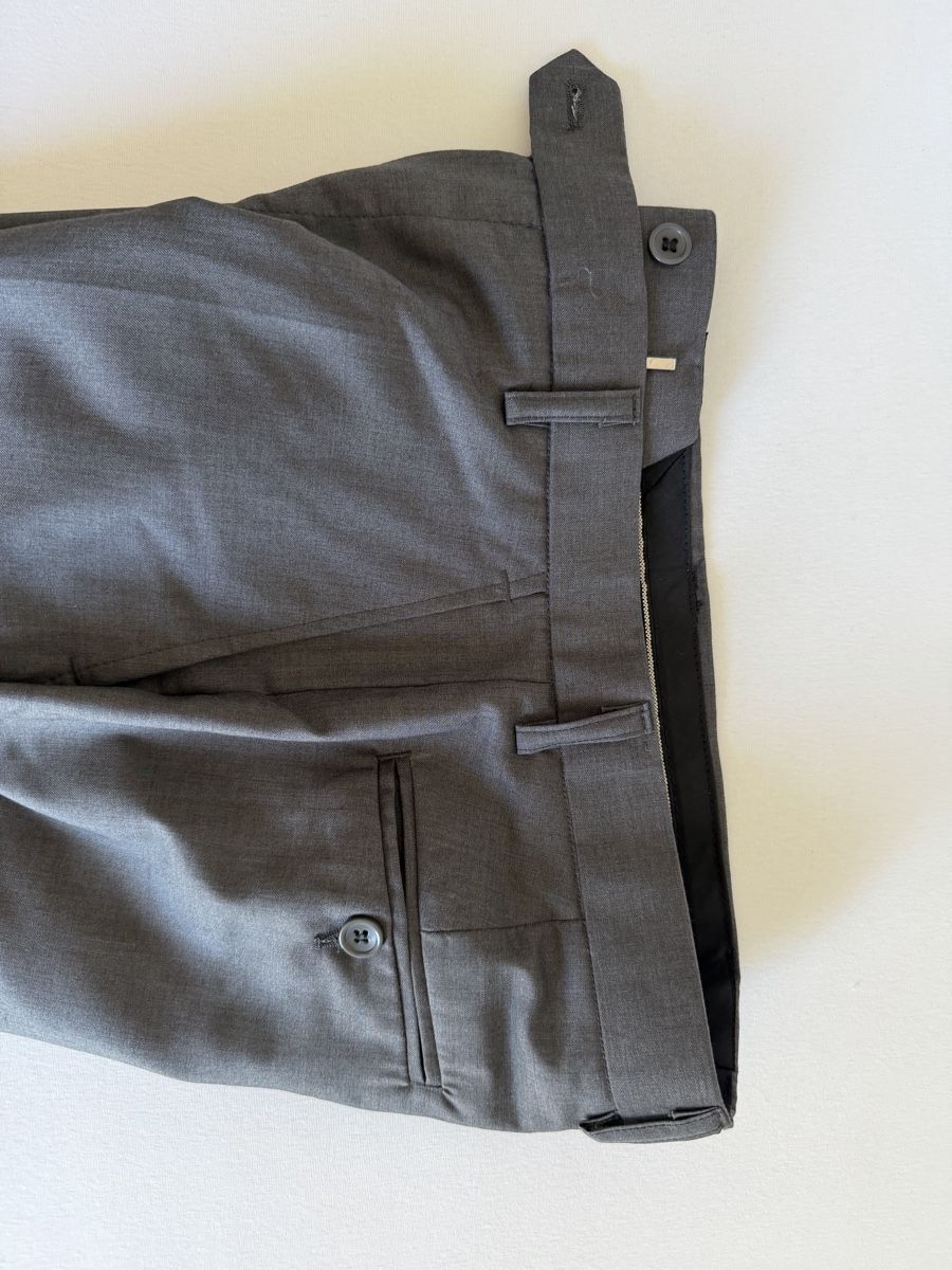 Completi & Tailleur: Dark grey woman tailor made suit – Nuovo (secondo la descrizione) da Uster venduto da Monika_OB 2