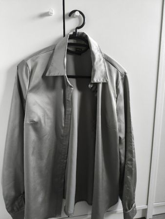 Camicia Shein in raso grigio, taglia S, usata