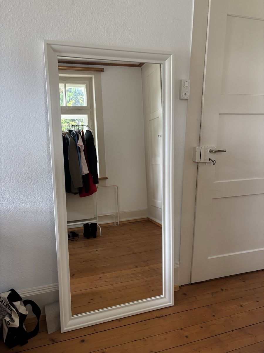 Specchi: Large White Full Length Mirror – Usato da Zürich venduto da ioa_tds8 1