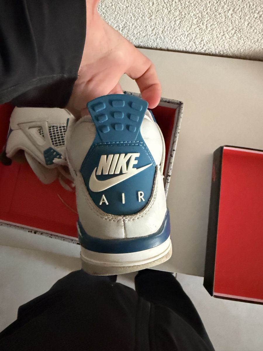 Jordan Scarpe da uomo: Jordan 4 – Usato da Bulle venduto da Laetitia84 2