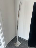 Stehlampe dimmbar
