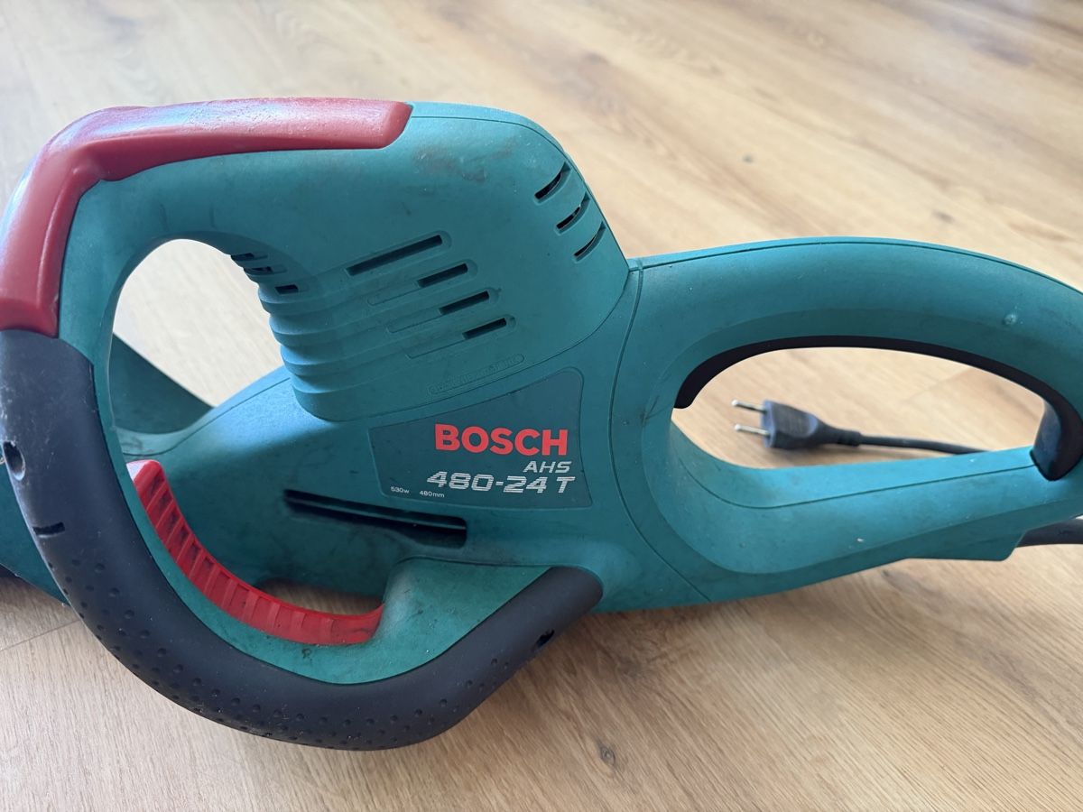 Bosch Tous les outils: Elektrische Heckenschere – D'occasion à Niederrohrdorf par Grossadmiral