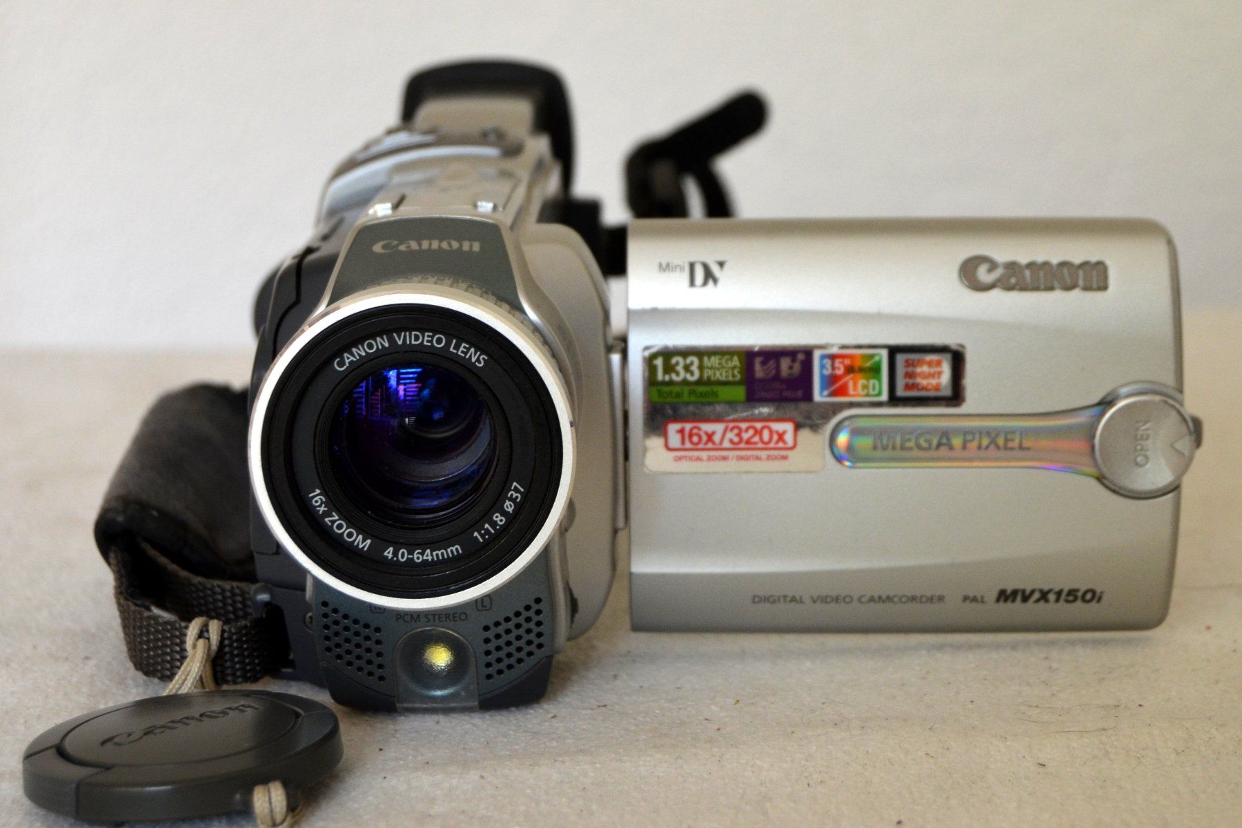 Canon Videocamere: Camcorder MiniDV Canon MVX150i E caméscope – Usato da Collonges venduto da arashee 3