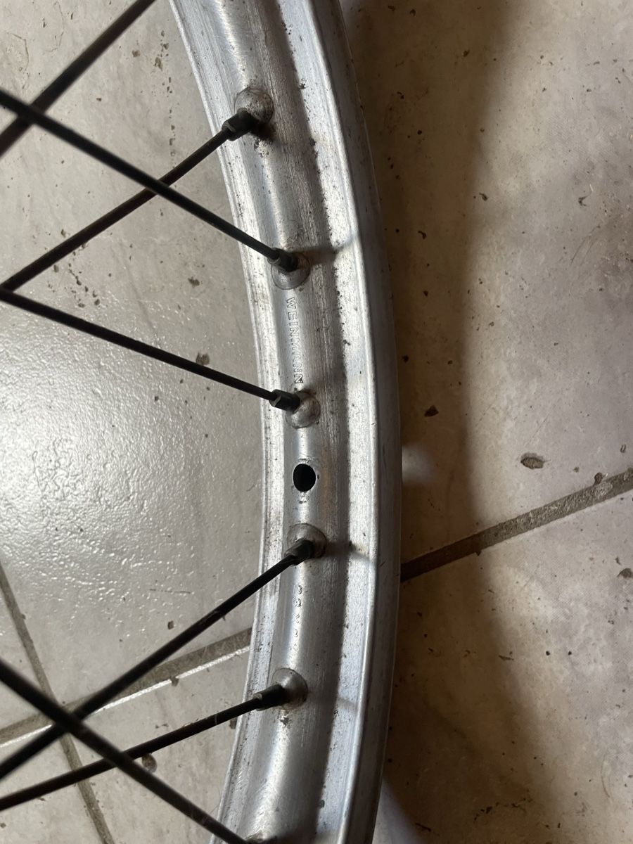Tutti i ricambio per moto: Weinmann 23x2,5 Hinterrad – Usato da Kreuzlingen venduto da sto-power 2